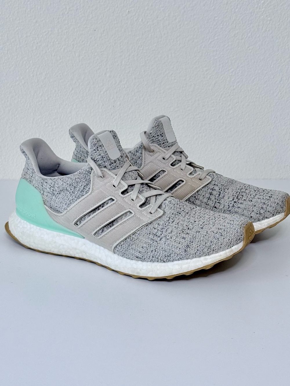 adidas UltraBoost 4.0 Carbon Clear Mint Primeknit Sneakers DB3212 Women’s Sz 10